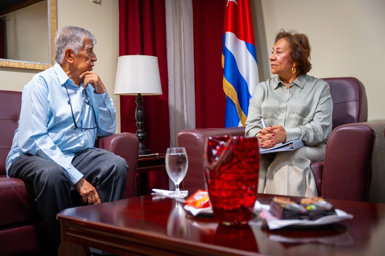 La Canciller (e) Rosa Yolanda Villavicencio Mapy desarrolla una agenda diplomática de alto nivel en La Habana, Cuba.